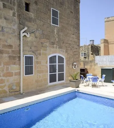 Girardu Vilă Victoria