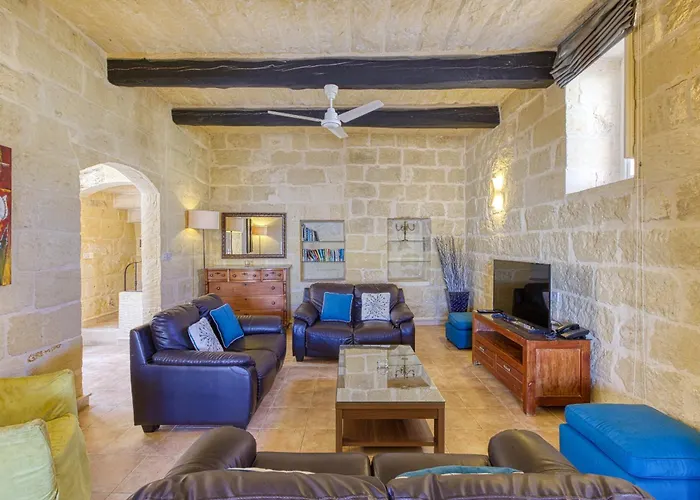 Villa Girardu Victoria