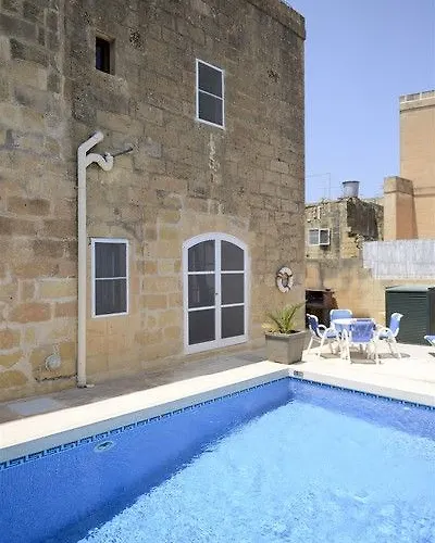 Girardu Villa Victoria