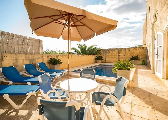 Villa Girardu Victoria